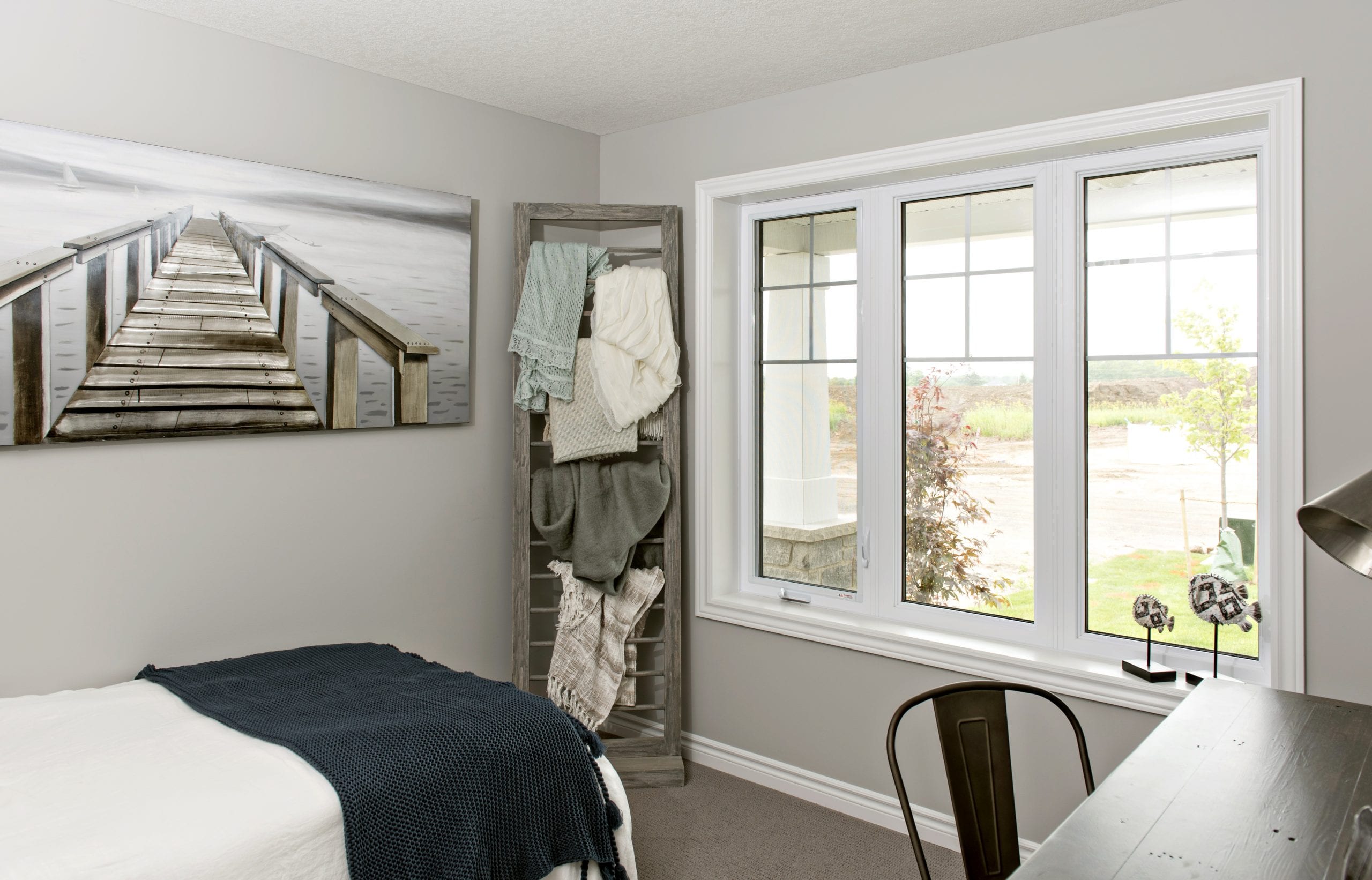 VINYL VS. WOOD REPLACEMENT WINDOWS